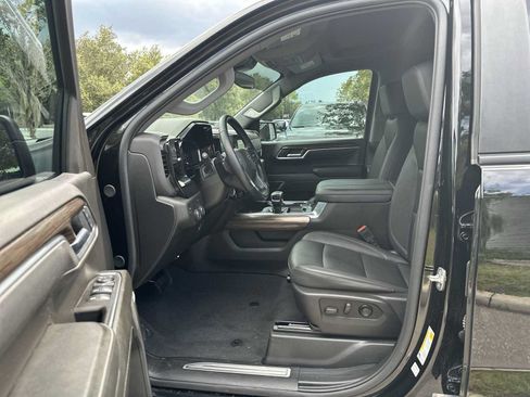 Certified 2025 Chevrolet Silverado 1500 RST w/ Convenience Package II RWD image 2