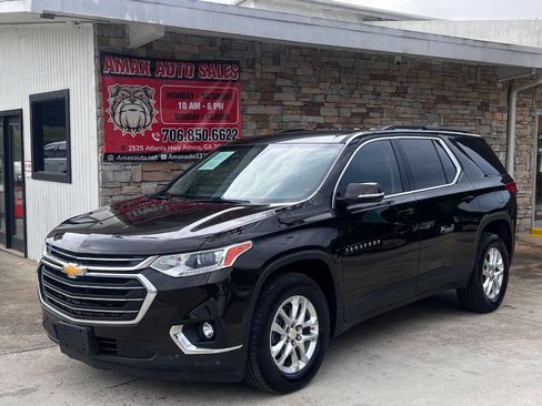 Used 2019 Chevrolet Traverse LT FWD image 2
