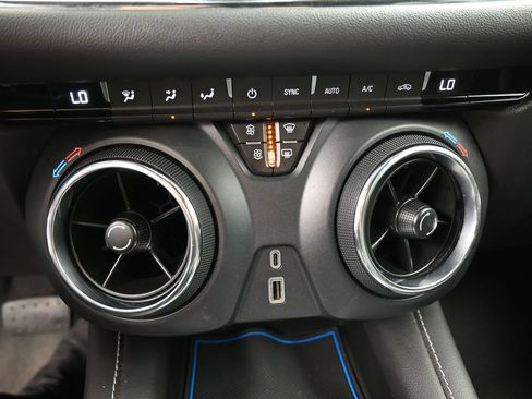Used 2023 Chevrolet Blazer LT FWD image 16
