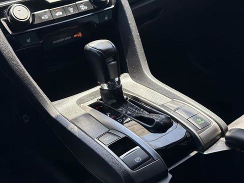 Used 2018 Honda Civic Sport Touring image 15