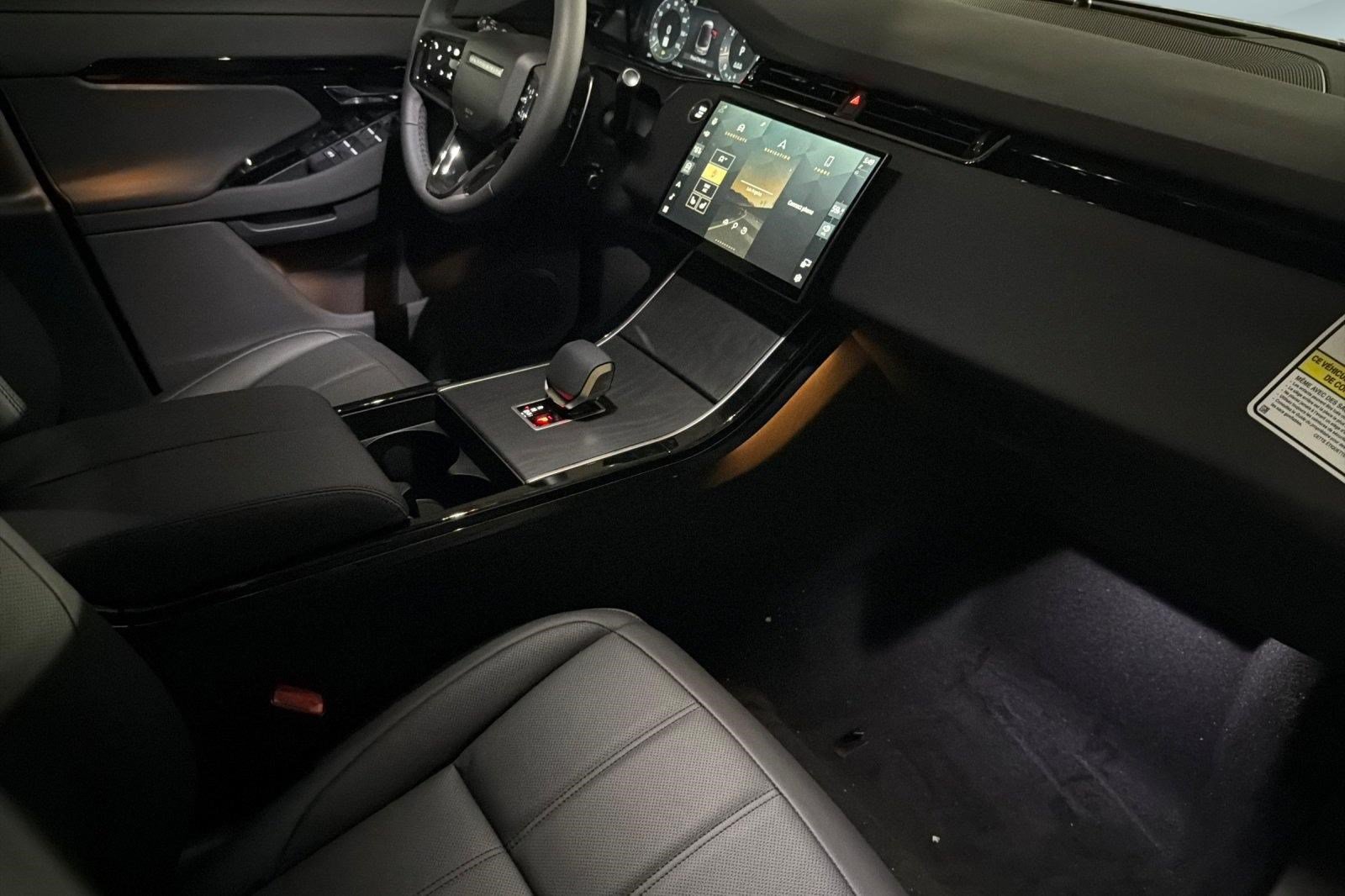 New 2026 Land Rover Range Rover Evoque S AWD/4WD image 28