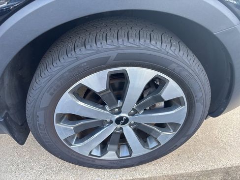 Used 2022 Kia Telluride S image 13