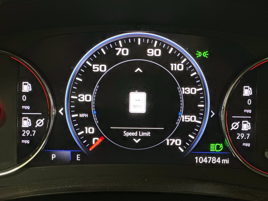 Used 2023 Chevrolet Malibu LT w/ LPO, Floor Liner Package FWD image 4