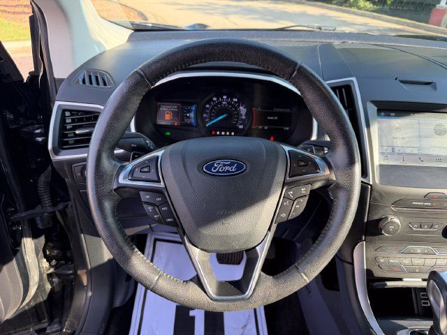 Used 2018 Ford Edge SEL w/ Equipment Group 201A AWD/4WD image 14