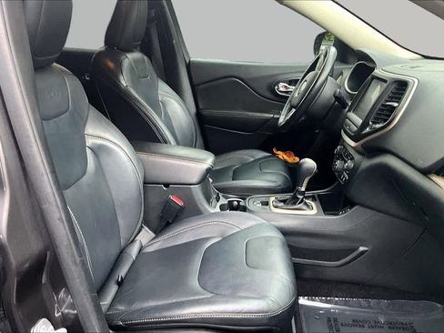 Used 2016 Jeep Cherokee Limited FWD image 8