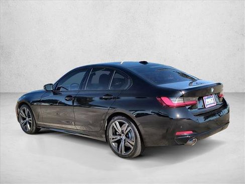 Used 2023 BMW 330i Sedan w/ Driving Assistance Package image 7