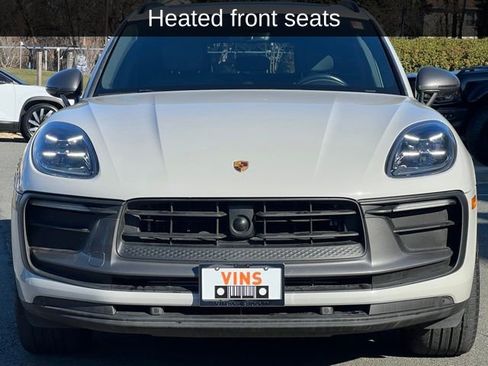 Used 2023 Porsche Macan Turbo image 14