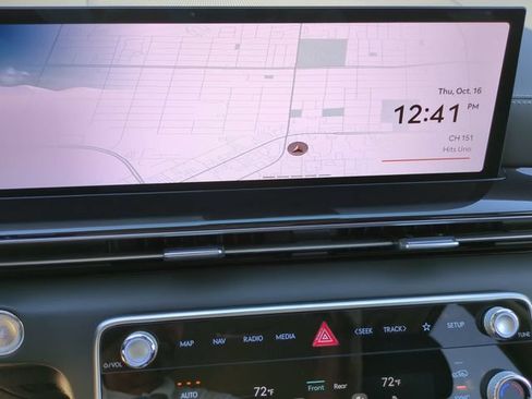 Certified 2026 Genesis GV80 2.5T RWD image 18