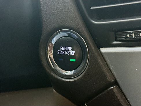 Used 2018 Chevrolet Tahoe Premier image 29