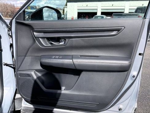 Used 2025 Honda CR-V Sport-L image 19