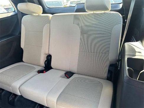 Certified 2023 Chevrolet Traverse LS image 11