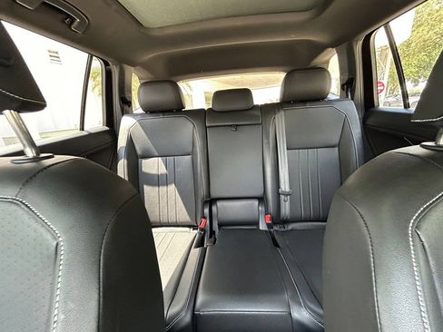 Certified 2024 Volkswagen Tiguan SE R-Line FWD image 13