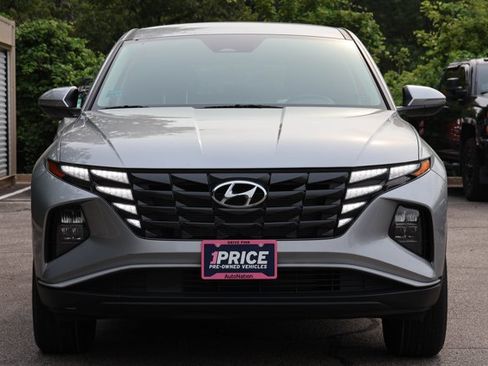 Used 2022 Hyundai Tucson SE AWD/4WD image 2