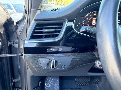 Used 2018 Audi Q7 3.0T Premium Plus w/ Premium Plus Package image 22