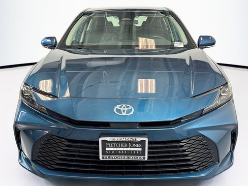 Used 2026 Toyota Camry LE image 2