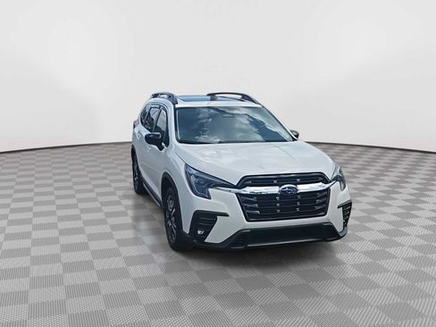 Used 2024 Subaru Ascent Limited w/ Technology Package AWD/4WD image 2