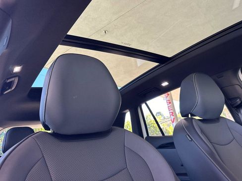 New 2026 Volkswagen Tiguan SE R-Line image 16