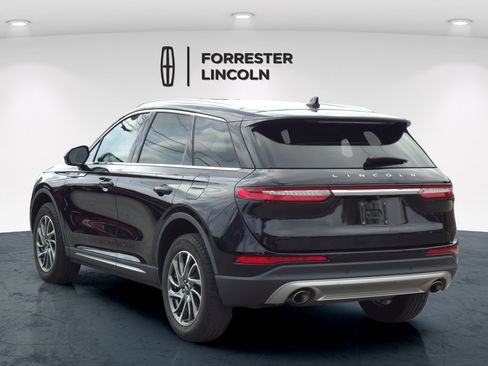 Used 2022 Lincoln Corsair AWD w/ Equipment Group 101A image 5
