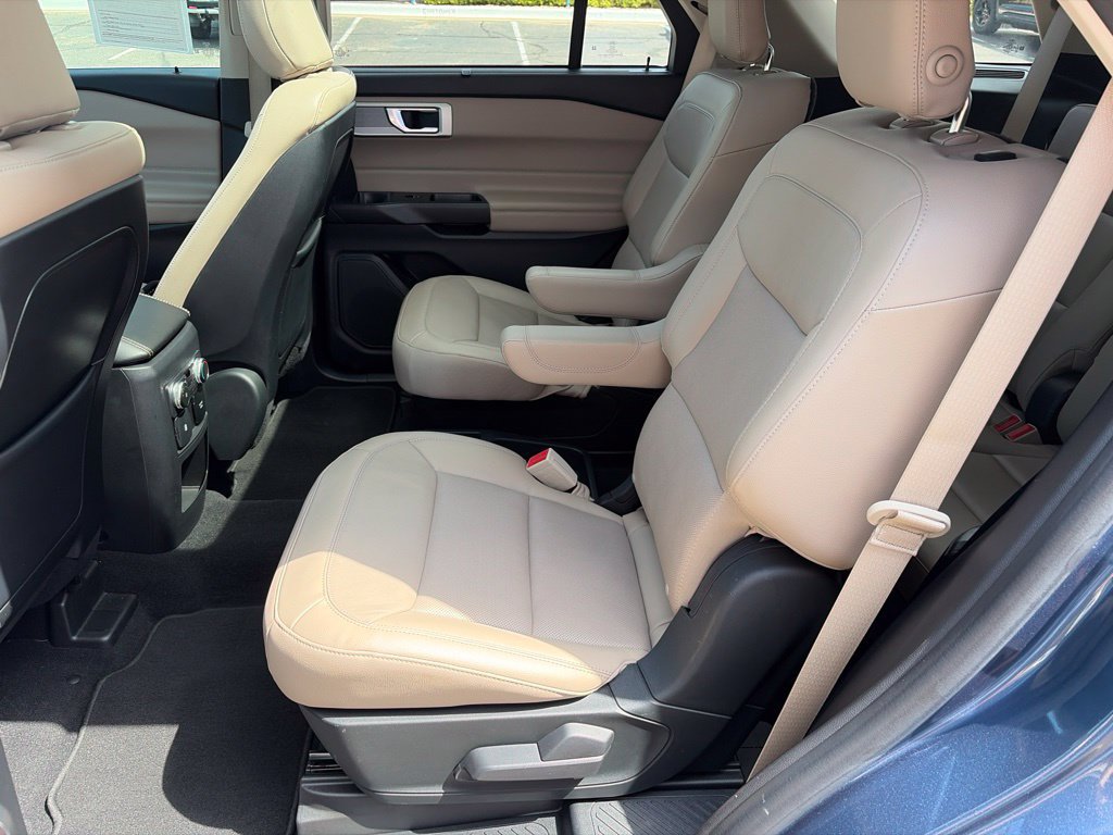 Certified 2020 Ford Explorer Limited RWD image 19