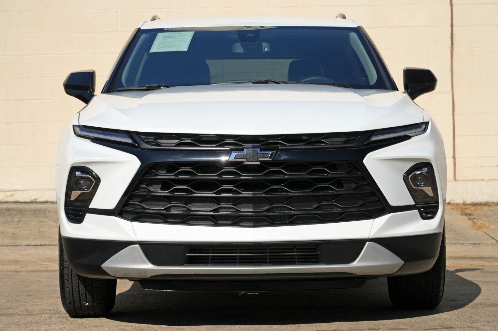 Used 2026 Chevrolet Blazer LT w/ Convenience Package FWD image 6