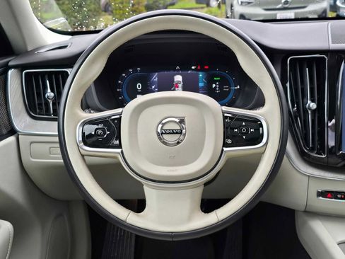 Certified 2024 Volvo XC60 T8 Plus w/ Protection Package Premier image 19