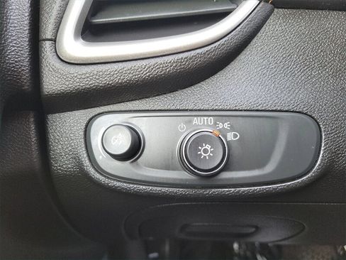 Used 2019 Chevrolet Trax LS w/ Tint and Cruise Package image 17