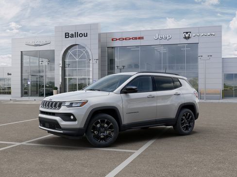 New 2026 Jeep Compass Latitude image 2