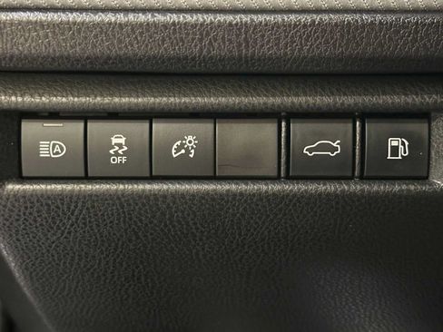 Certified 2025 Toyota Camry SE w/ Multimedia Upgrade Package AWD/4WD image 19