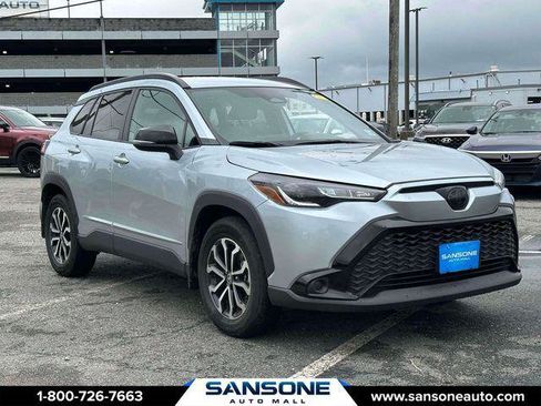 Certified 2025 Toyota Corolla Cross AWD Hybrid image 1