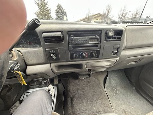 Used 1999 Ford F350 XLT image 14