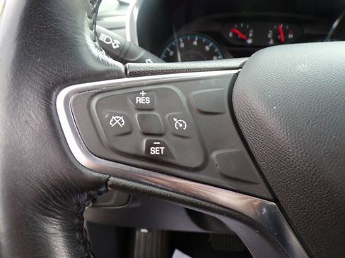 Used 2018 Chevrolet Equinox LT FWD image 29