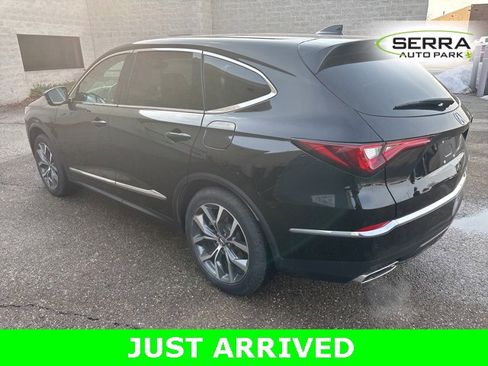 Used 2023 Acura MDX SH-AWD w/ Technology Package image 4