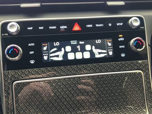 New 2026 Genesis GV80 3.5T e-SC AWD/4WD image 28