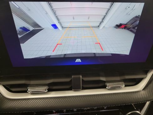 Used 2025 Chevrolet Equinox LT image 15