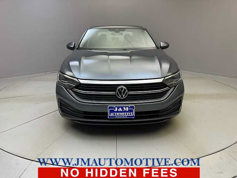 Used 2024 Volkswagen Jetta SE FWD image 8
