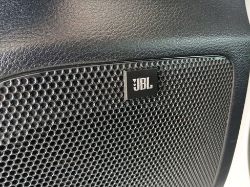 Used 2019 Toyota Tacoma TRD Off-Road image 25