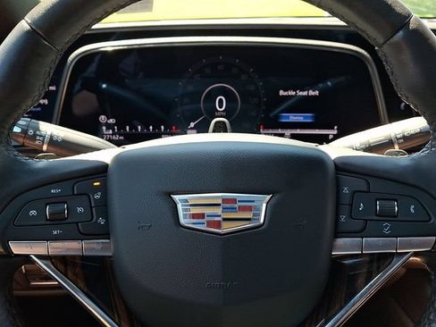 Used 2023 Cadillac Escalade ESV Premium Luxury w/ Performance Package AWD/4WD image 25