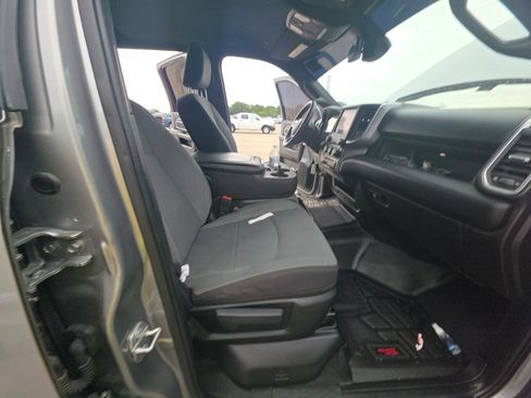 Used 2024 RAM 2500 Big Horn AWD/4WD image 13