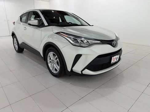 Used 2021 Toyota C-HR LE FWD image 7