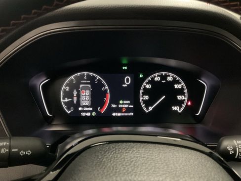 Used 2025 Honda Pilot TrailSport image 14