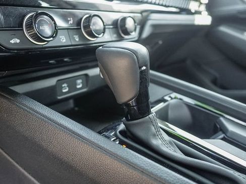 Used 2024 Honda Accord EX-L image 21
