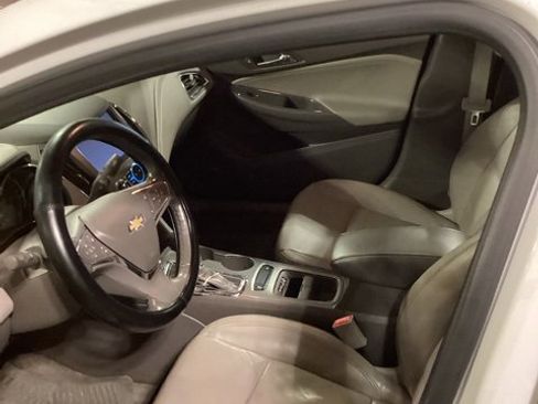 Used 2016 Chevrolet Cruze Premier image 13