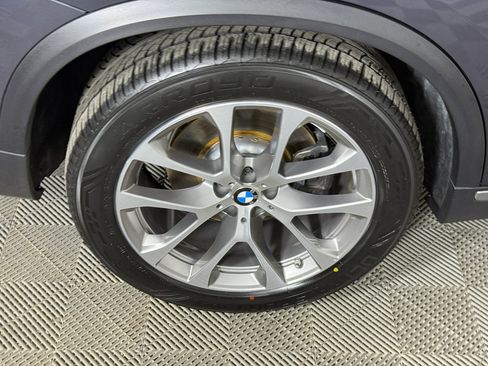 Used 2019 BMW X5 xDrive40i w/ Convenience Package image 5