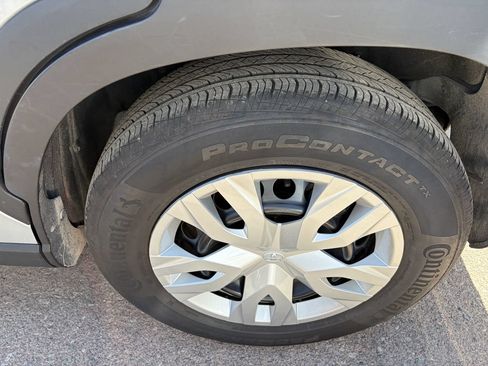 Used 2026 Toyota Corolla Cross L FWD image 7