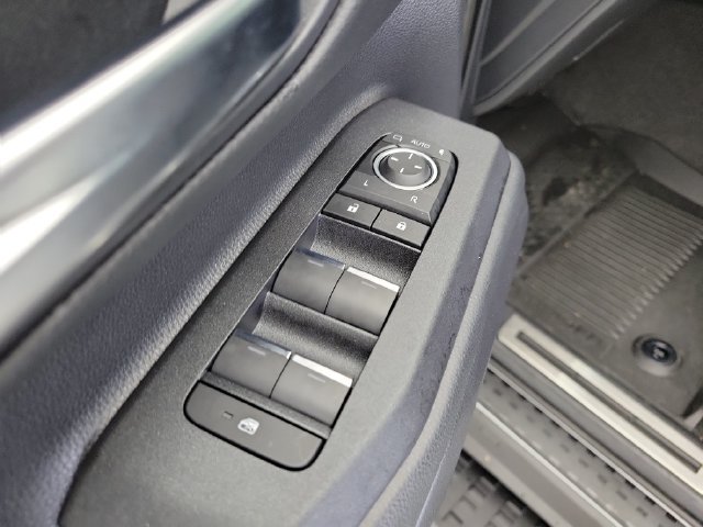 Used 2027 Toyota Land Cruiser AWD/4WD image 23