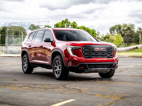 Used 2024 GMC Acadia AT4 w/ Luxury Package AWD/4WD image 7
