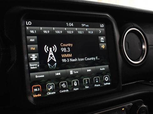 Used 2020 Jeep Wrangler Unlimited Sahara w/ Dual Top Group image 13