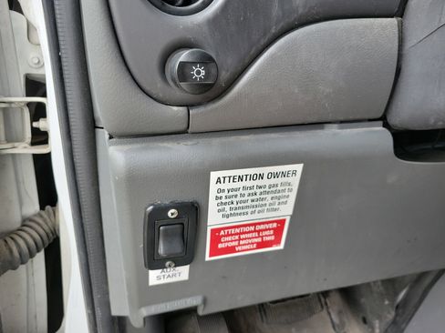 Used 2007 Ford E-450 and Econoline 450 image 34