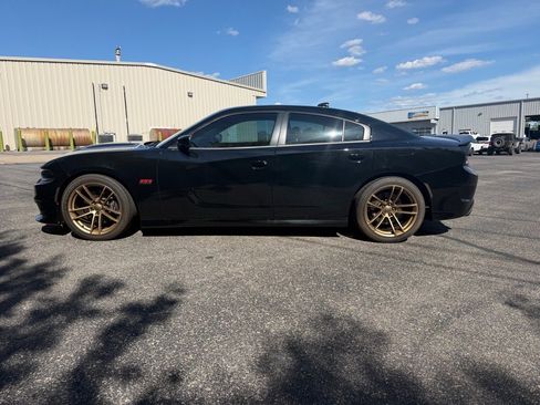Used 2023 Dodge Charger Scat Pack w/ Plus Group RWD image 8