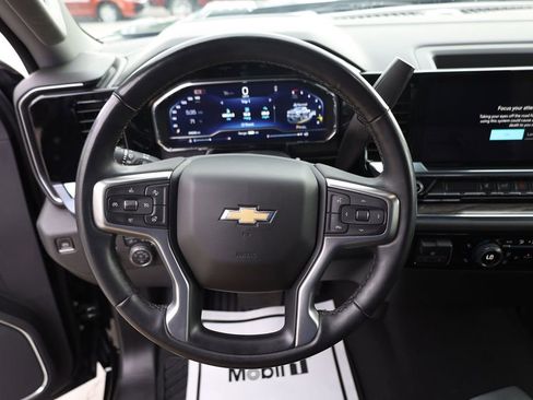 Used 2024 Chevrolet Silverado 3500 LTZ AWD/4WD image 13